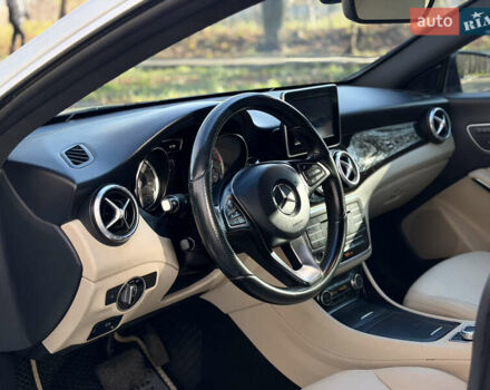 Білий Мерседес ЦЛА-клас, об'ємом двигуна 1.99 л та пробігом 119 тис. км за 16999 $, фото 17 на Automoto.ua