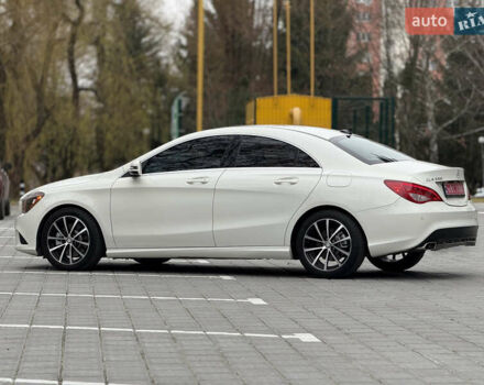 Білий Мерседес ЦЛА-клас, об'ємом двигуна 2 л та пробігом 232 тис. км за 13950 $, фото 10 на Automoto.ua