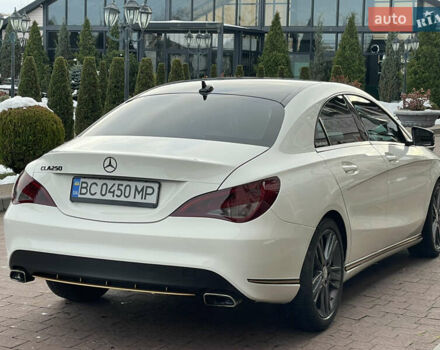 Білий Мерседес ЦЛА-клас, об'ємом двигуна 2 л та пробігом 96 тис. км за 17450 $, фото 50 на Automoto.ua
