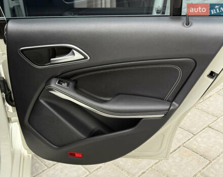 Білий Мерседес ЦЛА-клас, об'ємом двигуна 2 л та пробігом 232 тис. км за 13950 $, фото 52 на Automoto.ua