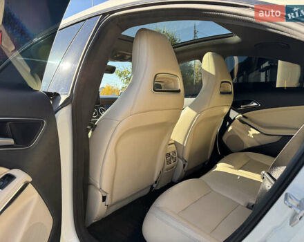 Белый Мерседес ЦЛА-класс, объемом двигателя 1.99 л и пробегом 177 тыс. км за 13500 $, фото 8 на Automoto.ua