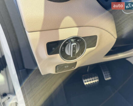 Белый Мерседес ЦЛА-класс, объемом двигателя 1.99 л и пробегом 177 тыс. км за 13500 $, фото 11 на Automoto.ua