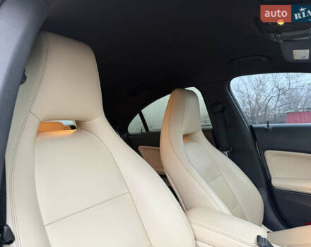 Білий Мерседес ЦЛА-клас, об'ємом двигуна 2 л та пробігом 185 тис. км за 16500 $, фото 2 на Automoto.ua