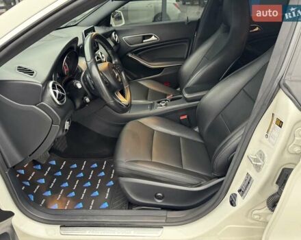 Білий Мерседес ЦЛА-клас, об'ємом двигуна 1.99 л та пробігом 207 тис. км за 13900 $, фото 20 на Automoto.ua