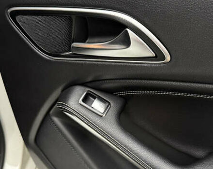 Білий Мерседес ЦЛА-клас, об'ємом двигуна 1.99 л та пробігом 134 тис. км за 17500 $, фото 18 на Automoto.ua