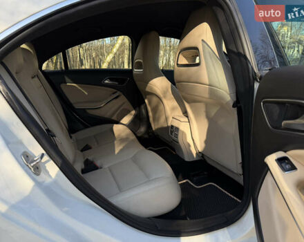 Білий Мерседес ЦЛА-клас, об'ємом двигуна 1.99 л та пробігом 119 тис. км за 16999 $, фото 22 на Automoto.ua