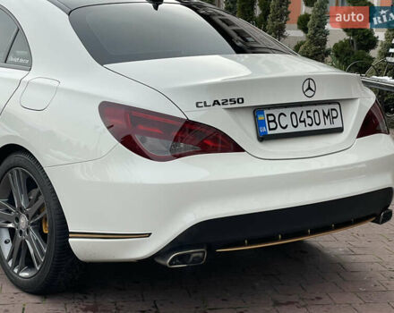 Білий Мерседес ЦЛА-клас, об'ємом двигуна 2 л та пробігом 96 тис. км за 17450 $, фото 51 на Automoto.ua