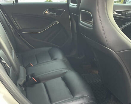 Білий Мерседес ЦЛА-клас, об'ємом двигуна 2 л та пробігом 96 тис. км за 17450 $, фото 95 на Automoto.ua