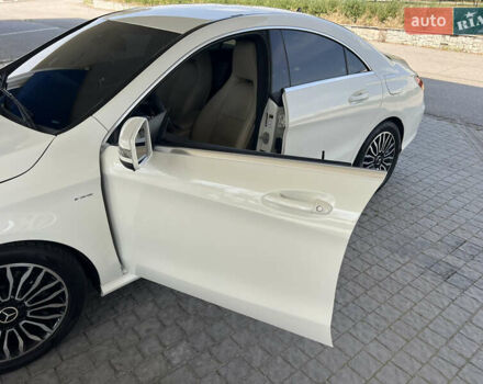 Білий Мерседес ЦЛА-клас, об'ємом двигуна 2 л та пробігом 185 тис. км за 16500 $, фото 20 на Automoto.ua