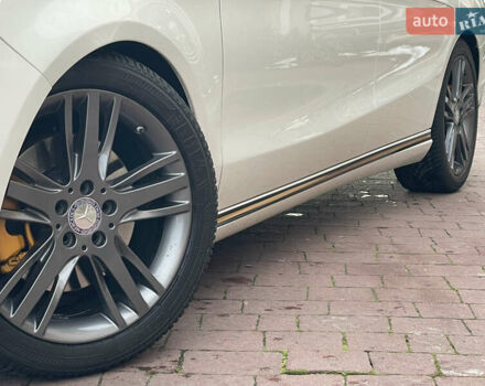 Білий Мерседес ЦЛА-клас, об'ємом двигуна 2 л та пробігом 96 тис. км за 17450 $, фото 34 на Automoto.ua