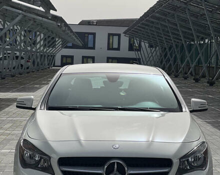 Белый Мерседес ЦЛА-класс, объемом двигателя 1.99 л и пробегом 74 тыс. км за 20000 $, фото 3 на Automoto.ua