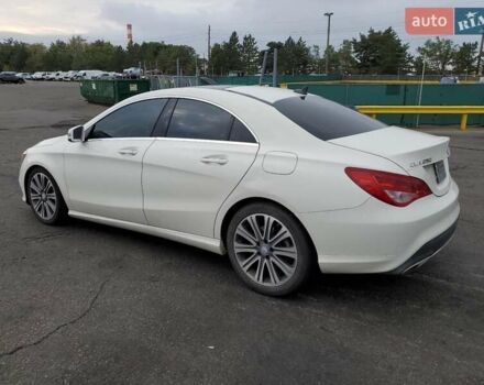 Білий Мерседес ЦЛА-клас, об'ємом двигуна 0 л та пробігом 132 тис. км за 3700 $, фото 1 на Automoto.ua