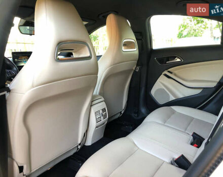 Белый Мерседес ЦЛА-класс, объемом двигателя 2 л и пробегом 110 тыс. км за 16700 $, фото 5 на Automoto.ua