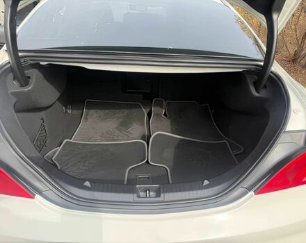 Білий Мерседес ЦЛА-клас, об'ємом двигуна 2 л та пробігом 78 тис. км за 10000 $, фото 14 на Automoto.ua