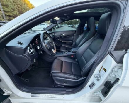 Белый Мерседес ЦЛА-класс, объемом двигателя 2 л и пробегом 77 тыс. км за 5500 $, фото 7 на Automoto.ua