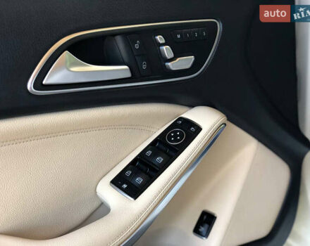 Белый Мерседес ЦЛА-класс, объемом двигателя 2 л и пробегом 110 тыс. км за 16700 $, фото 3 на Automoto.ua