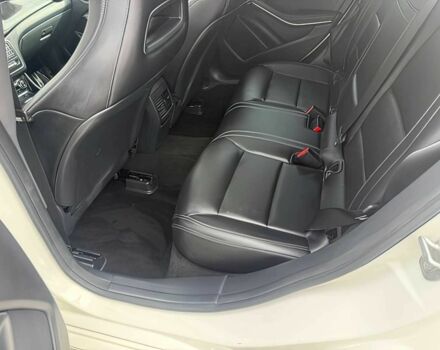 Білий Мерседес ЦЛА-клас, об'ємом двигуна 2 л та пробігом 78 тис. км за 10000 $, фото 12 на Automoto.ua