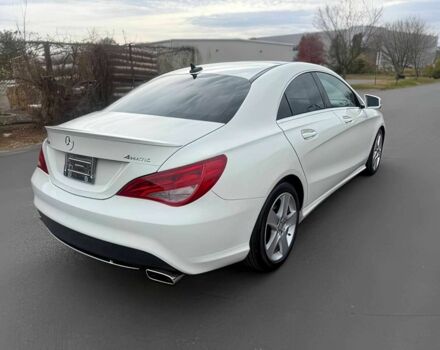 Білий Мерседес ЦЛА-клас, об'ємом двигуна 2 л та пробігом 78 тис. км за 10000 $, фото 4 на Automoto.ua