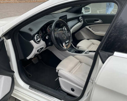 Белый Мерседес ЦЛА-класс, объемом двигателя 1.99 л и пробегом 169 тыс. км за 15500 $, фото 15 на Automoto.ua