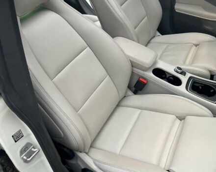 Белый Мерседес ЦЛА-класс, объемом двигателя 1.99 л и пробегом 169 тыс. км за 15500 $, фото 38 на Automoto.ua