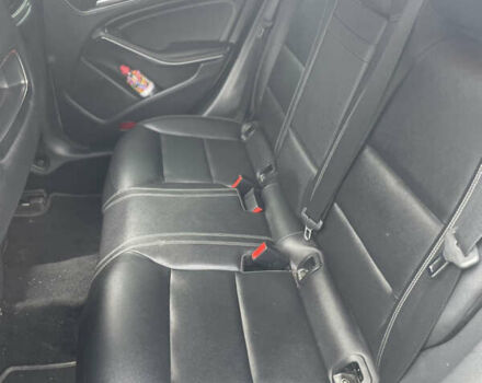 Мерседес ЦЛА-класс 2017 в Яворове на Automoto.ua Белый Мерседес ЦЛА-класс, объемом двигателя 1.99 л и пробегом 90 тыс. км за 15300 $, фото 17 на Automoto.ua