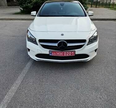 Білий Мерседес ЦЛА-клас, об'ємом двигуна 1.99 л та пробігом 122 тис. км за 16999 $, фото 12 на Automoto.ua