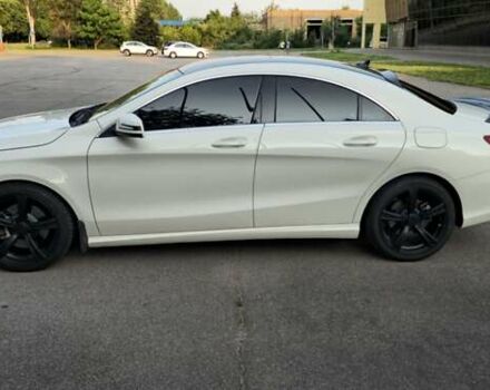 Білий Мерседес ЦЛА-клас, об'ємом двигуна 1.99 л та пробігом 122 тис. км за 16999 $, фото 2 на Automoto.ua