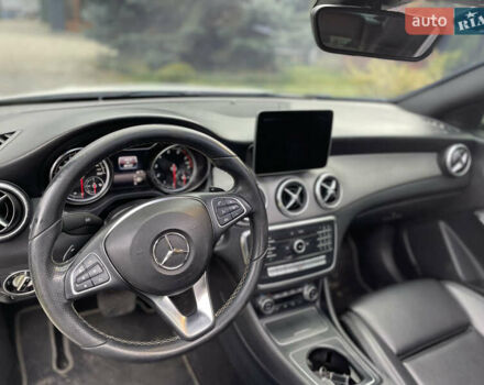 Мерседес ЦЛА-класс 2017 в Яворове на Automoto.ua Белый Мерседес ЦЛА-класс, объемом двигателя 1.99 л и пробегом 90 тыс. км за 15300 $, фото 13 на Automoto.ua