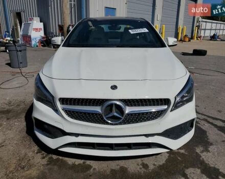 Белый Мерседес ЦЛА-класс, объемом двигателя 1.99 л и пробегом 96 тыс. км за 3900 $, фото 4 на Automoto.ua