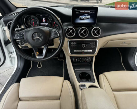 Белый Мерседес ЦЛА-класс, объемом двигателя 2 л и пробегом 95 тыс. км за 16999 $, фото 21 на Automoto.ua