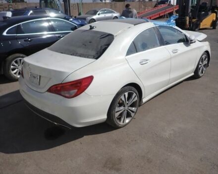 Белый Мерседес ЦЛА-класс, объемом двигателя 2 л и пробегом 160 тыс. км за 7500 $, фото 4 на Automoto.ua