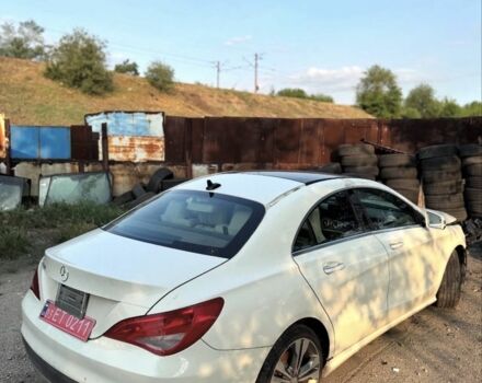 Белый Мерседес ЦЛА-класс, объемом двигателя 2 л и пробегом 160 тыс. км за 7500 $, фото 3 на Automoto.ua