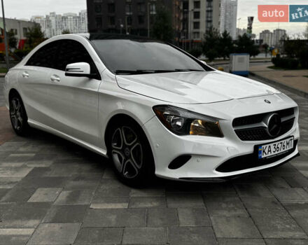 Белый Мерседес ЦЛА-класс, объемом двигателя 2 л и пробегом 95 тыс. км за 17800 $, фото 3 на Automoto.ua