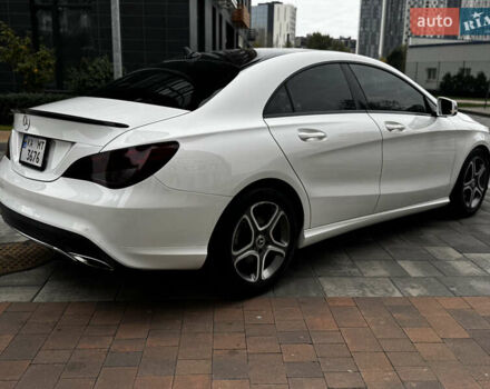 Белый Мерседес ЦЛА-класс, объемом двигателя 2 л и пробегом 95 тыс. км за 16999 $, фото 3 на Automoto.ua