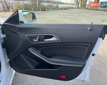 Белый Мерседес ЦЛА-класс, объемом двигателя 1.99 л и пробегом 79 тыс. км за 19700 $, фото 37 на Automoto.ua