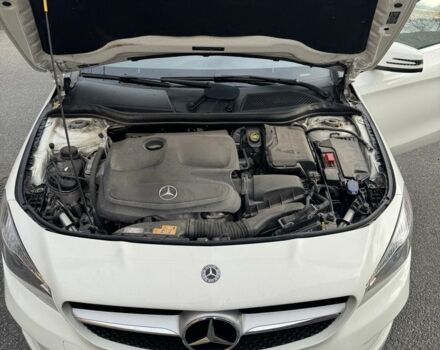 Белый Мерседес ЦЛА-класс, объемом двигателя 2 л и пробегом 105 тыс. км за 19900 $, фото 8 на Automoto.ua