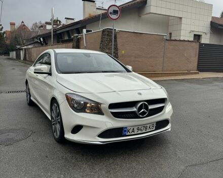 Белый Мерседес ЦЛА-класс, объемом двигателя 2 л и пробегом 105 тыс. км за 19900 $, фото 4 на Automoto.ua