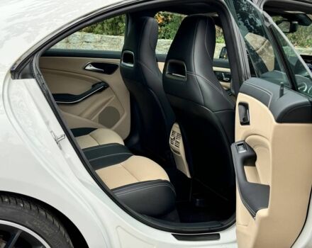 Білий Мерседес ЦЛА-клас, об'ємом двигуна 2 л та пробігом 22 тис. км за 32000 $, фото 6 на Automoto.ua