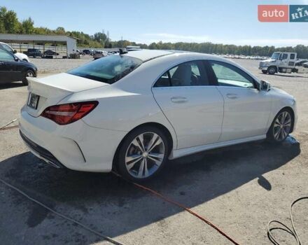 Белый Мерседес ЦЛА-класс, объемом двигателя 1.99 л и пробегом 96 тыс. км за 3900 $, фото 2 на Automoto.ua