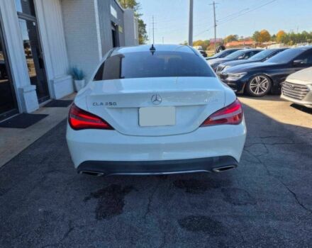 Белый Мерседес ЦЛА-класс, объемом двигателя 2 л и пробегом 31 тыс. км за 14200 $, фото 4 на Automoto.ua