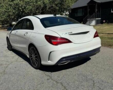 Білий Мерседес ЦЛА-клас, об'ємом двигуна 2 л та пробігом 37 тис. км за 14300 $, фото 4 на Automoto.ua