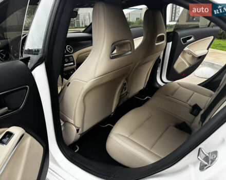 Белый Мерседес ЦЛА-класс, объемом двигателя 2 л и пробегом 95 тыс. км за 16999 $, фото 12 на Automoto.ua