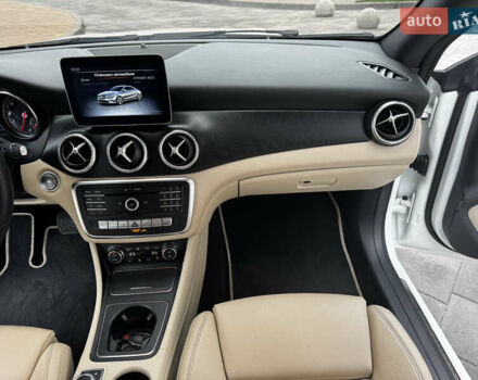 Белый Мерседес ЦЛА-класс, объемом двигателя 2 л и пробегом 95 тыс. км за 17800 $, фото 23 на Automoto.ua