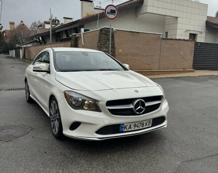 Белый Мерседес ЦЛА-класс, объемом двигателя 1.99 л и пробегом 105 тыс. км за 19900 $, фото 4 на Automoto.ua