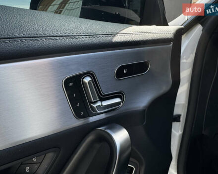 Белый Мерседес ЦЛА-класс, объемом двигателя 2 л и пробегом 83 тыс. км за 41500 $, фото 36 на Automoto.ua