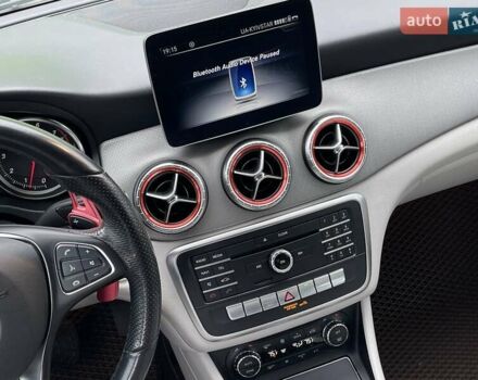 Белый Мерседес ЦЛА-класс, объемом двигателя 1.99 л и пробегом 95 тыс. км за 20800 $, фото 28 на Automoto.ua