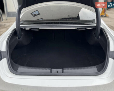 Белый Мерседес ЦЛА-класс, объемом двигателя 1.99 л и пробегом 116 тыс. км за 36000 $, фото 53 на Automoto.ua