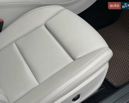 Белый Мерседес ЦЛА-класс, объемом двигателя 1.99 л и пробегом 95 тыс. км за 20800 $, фото 34 на Automoto.ua