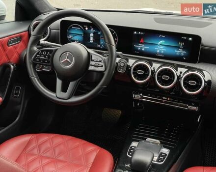 Мерседес ЦЛА-класс 2019 в Киеве на Automoto.ua Белый Мерседес ЦЛА-класс, объемом двигателя 1.46 л и пробегом 145 тыс. км за 31990 $, фото 19 на Automoto.ua