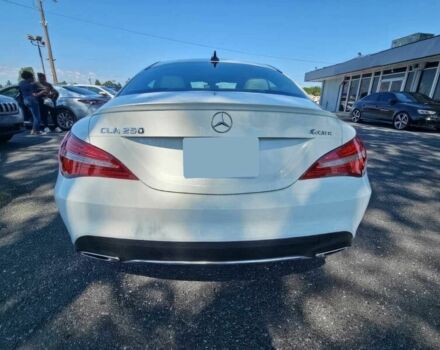 Білий Мерседес ЦЛА-клас, об'ємом двигуна 2 л та пробігом 50 тис. км за 12800 $, фото 6 на Automoto.ua